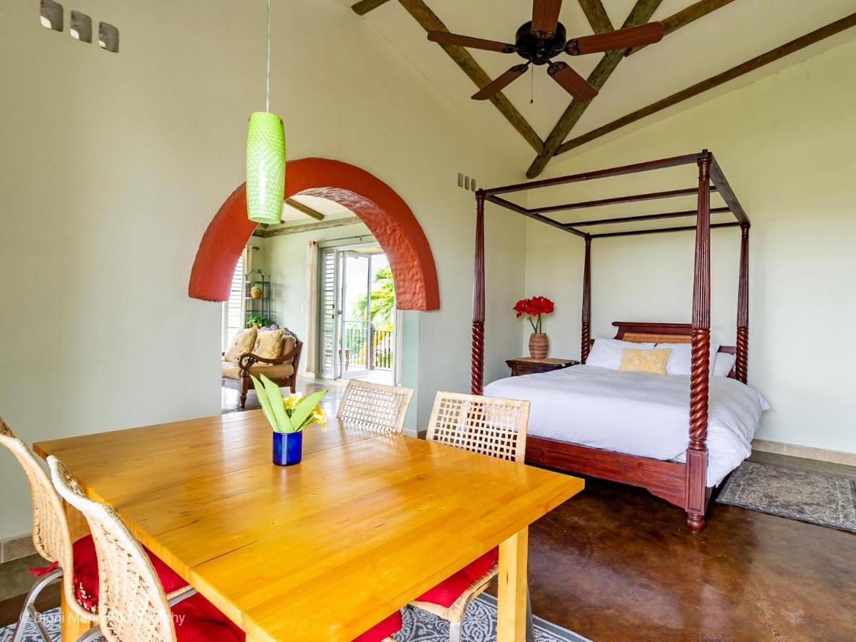 Almond Tree Hotel Resort Corozal Town Esterno foto