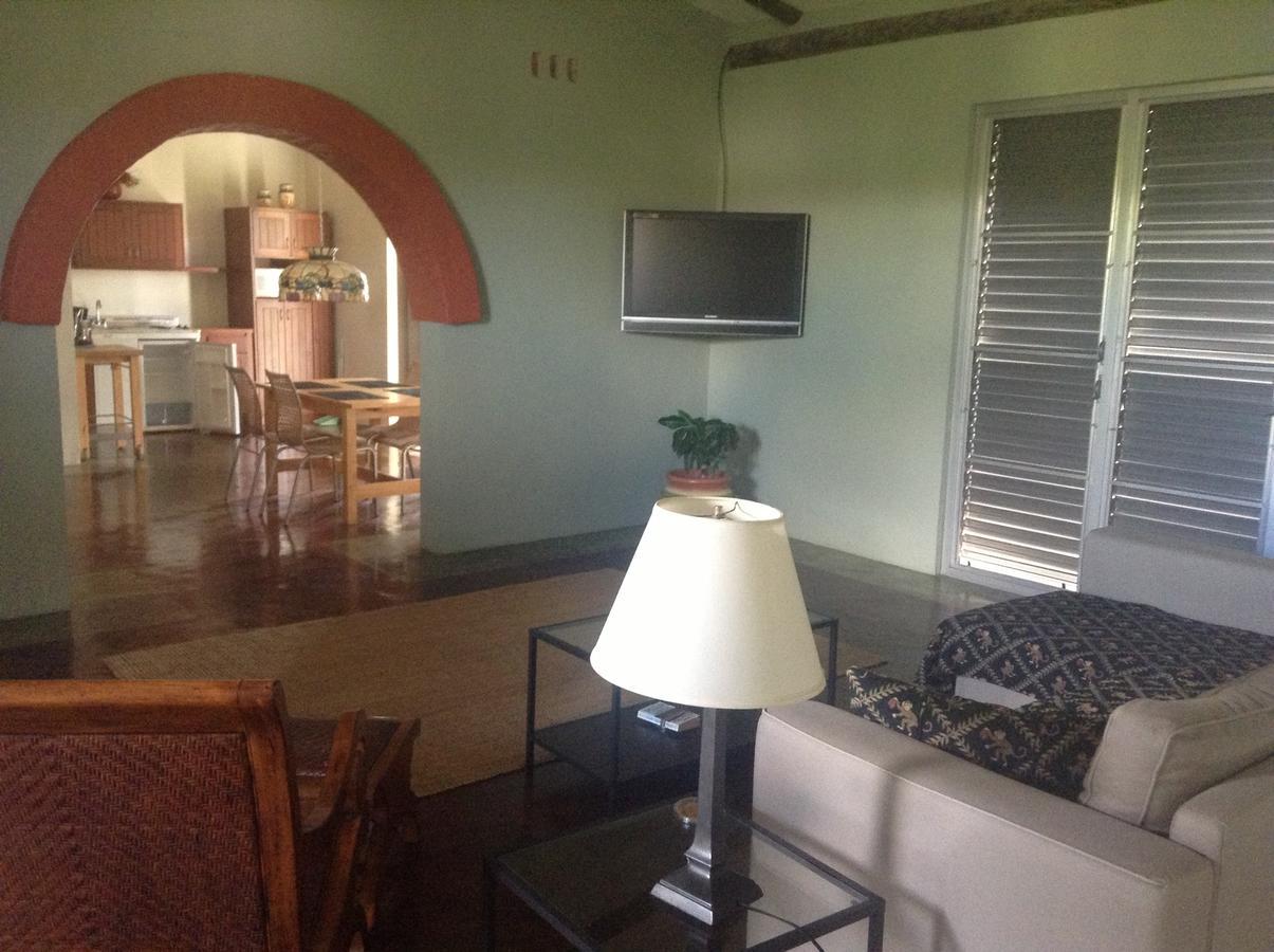 Almond Tree Hotel Resort Corozal Town Esterno foto