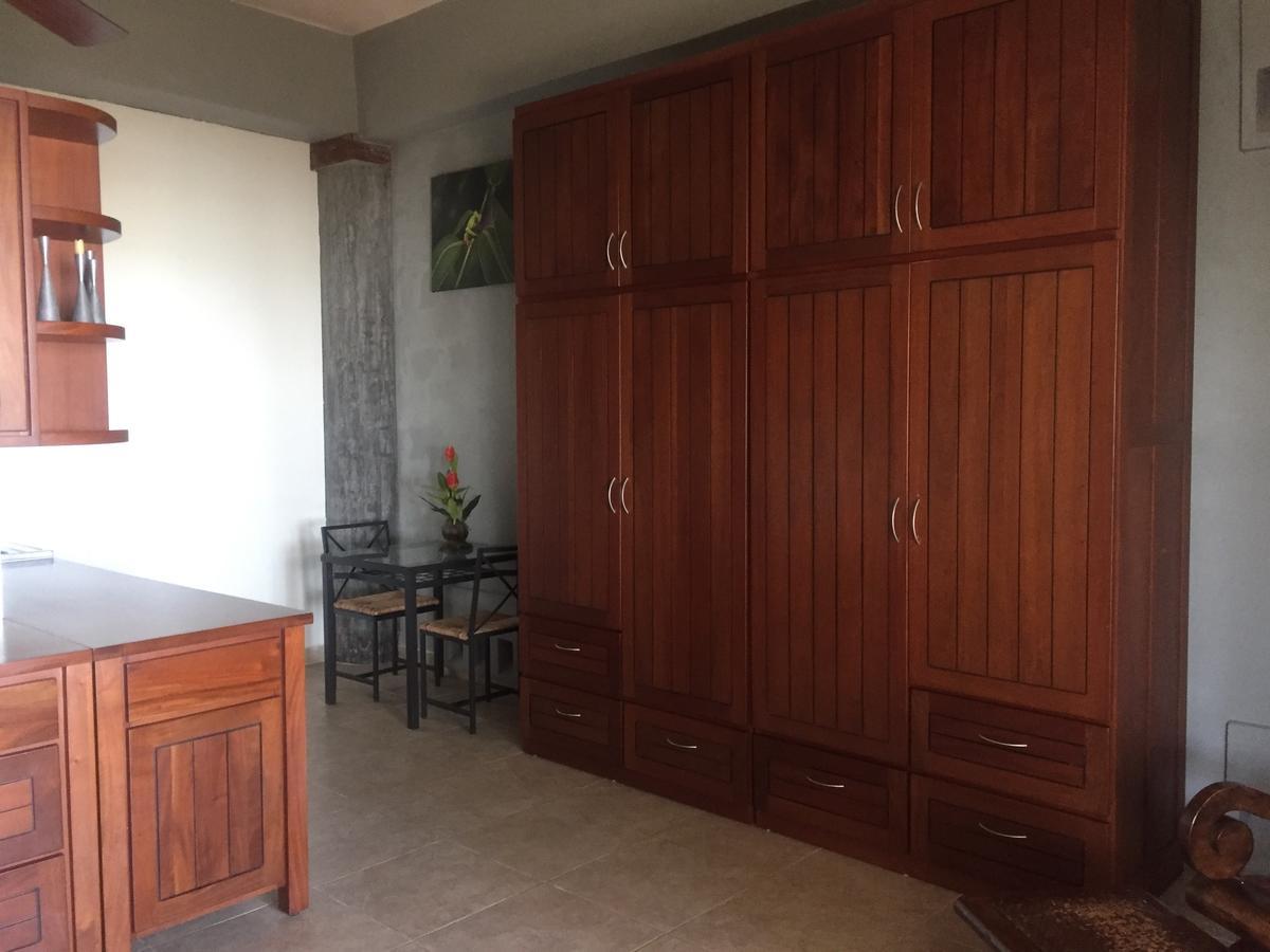 Almond Tree Hotel Resort Corozal Town Esterno foto