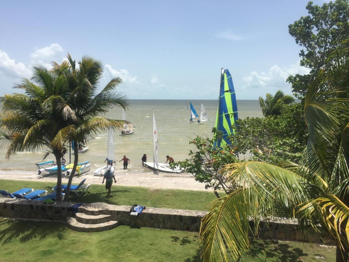 Almond Tree Hotel Resort Corozal Town Esterno foto
