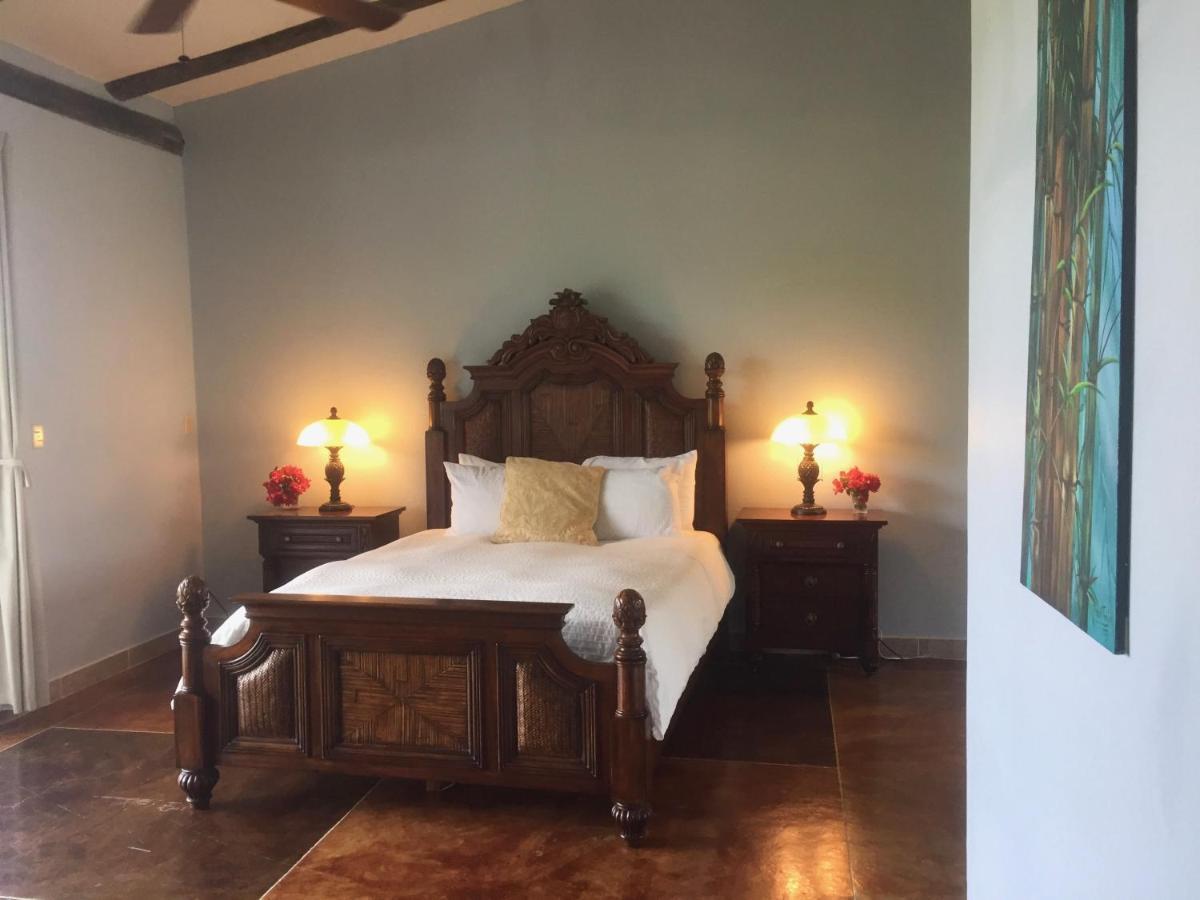 Almond Tree Hotel Resort Corozal Town Esterno foto